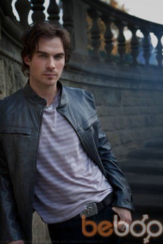  ,   Damon, 32 ,   