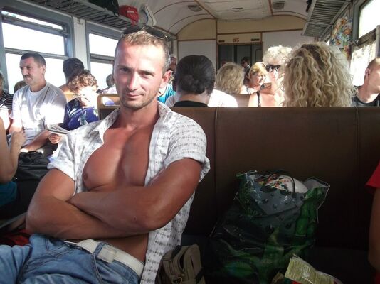  ,   Viktor, 68 ,   