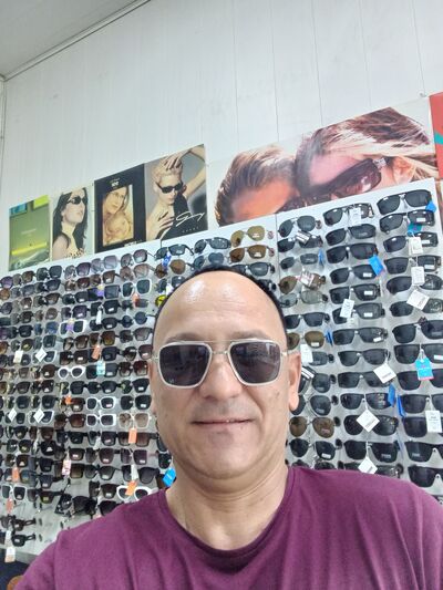  ,   Aslam, 51 ,   ,   