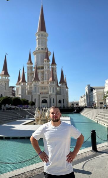  -,   Artem, 38 ,   ,   