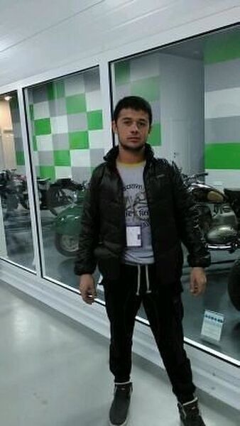  ,   Malik, 32 ,   ,   , c 