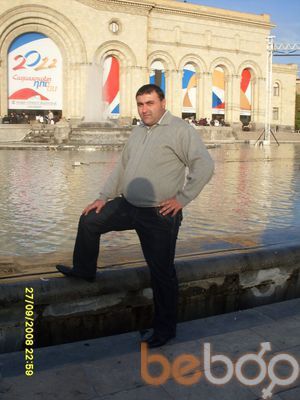  ,   Artur, 49 ,     , c 