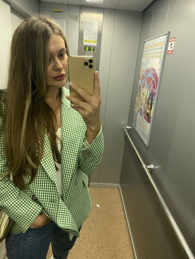  ,   Anastasia, 34 ,   ,   