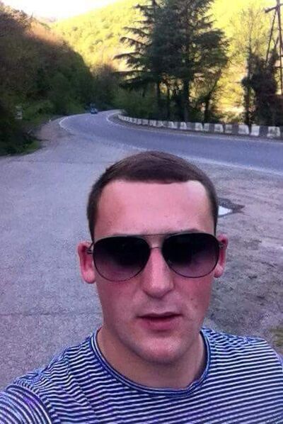  ,   Ilia, 34 ,   