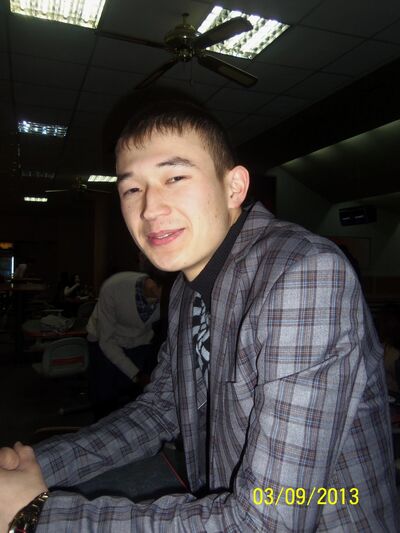  ,   Ali, 34 ,   