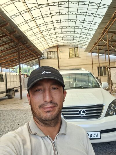  ,   Alisher, 39 ,   ,   