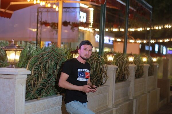  ,   Farrux, 35 ,   ,   