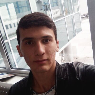  ,   Faxriyor, 24 ,   ,   , c 