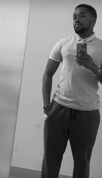  -,   Ahmed, 25 ,   ,   , c , 