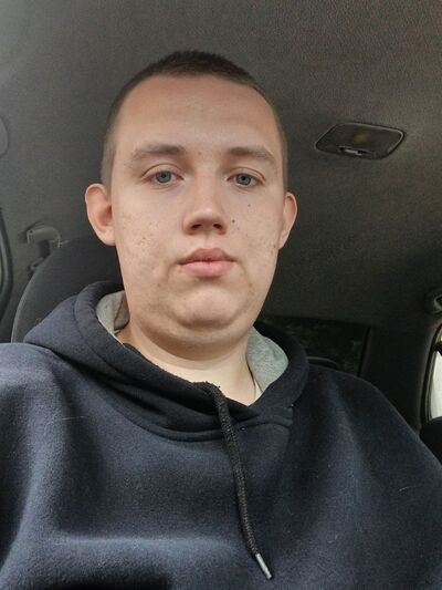 ,   Oleg, 22 ,   ,   , c 