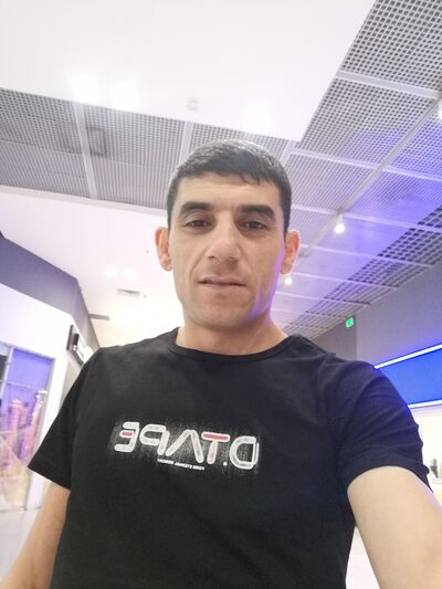  ,   Artur, 41 ,   ,   , c 