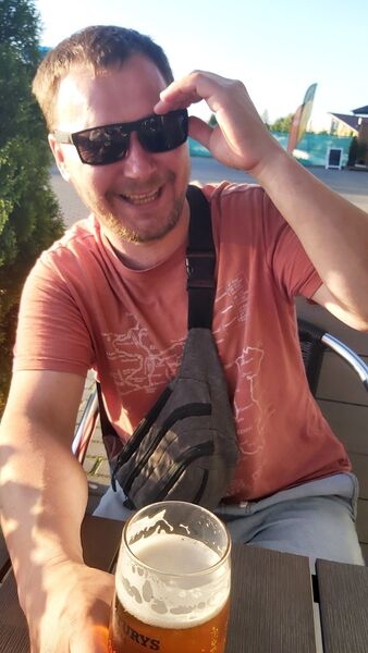  ,   Igor, 37 ,   ,   