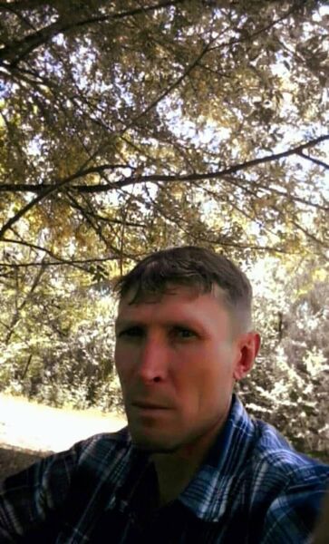  ,   Vitalij, 45 ,   c 