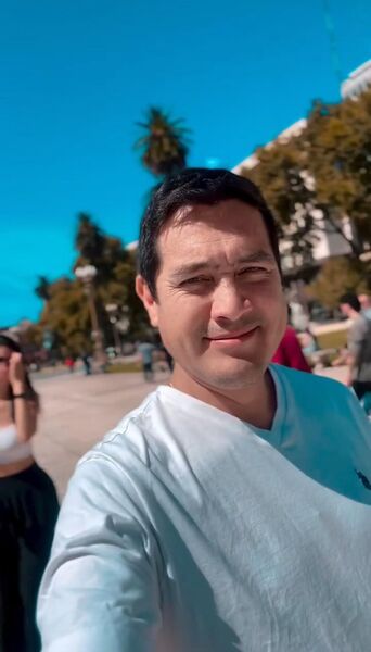  --,   James, 23 ,   ,   
