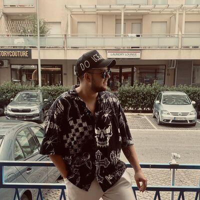  Frankfurt am Main,   Farid, 24 ,   ,   