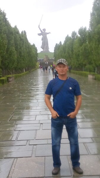  -,   Marat, 49 ,   ,   , c 