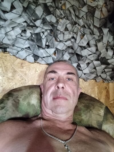  ,   Nikolay, 47 ,   c 
