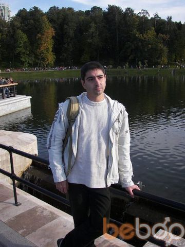  942367  Yannis, 46 ,    