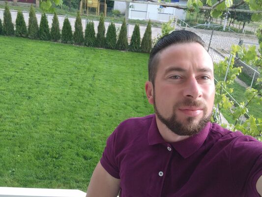  ,   Alex G, 40 ,   ,   , c 