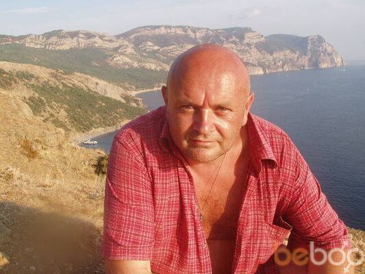  ,   Azia, 56 ,     , c , 