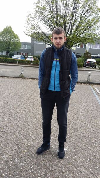  ,   Andrew, 32 ,   