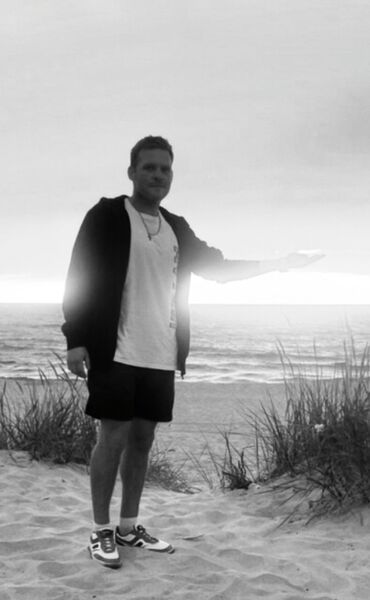  ,   Lexa, 35 ,   ,   , 