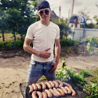  ,   Marcel, 26 ,   ,   
