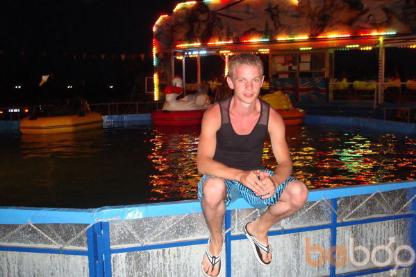 ,   Alex, 40 ,   