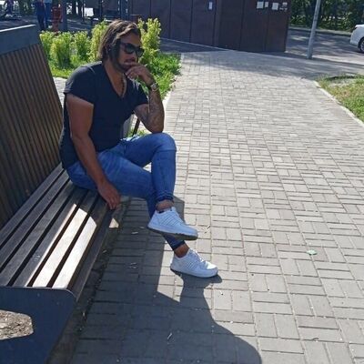  ,   Ivane, 33 ,   ,   