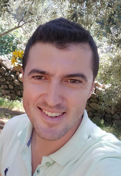  ,   Alex, 37 ,   ,   , c , 