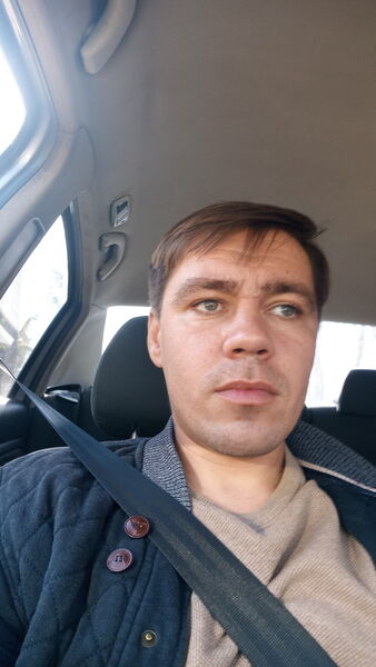  ,   Mikhail, 36 ,   c 