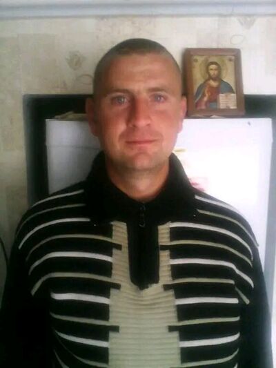  ,   Sasha, 40 ,   ,   