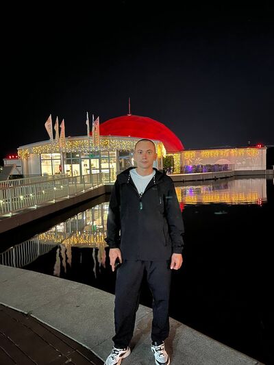  ,   Evgenij, 42 ,   ,   , c , 