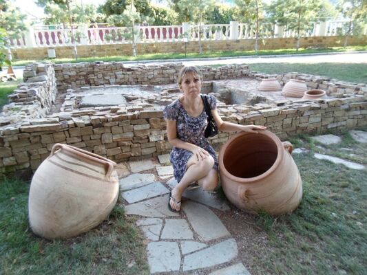  ,   Olga, 44 ,   ,   , c 