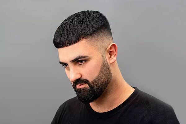  ,   Erik, 25 ,   ,   