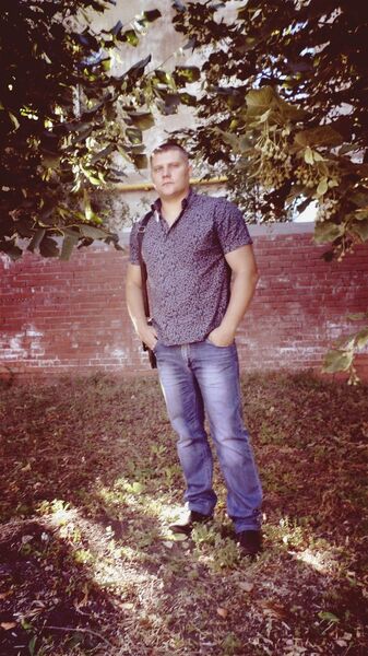  ,   Sergio, 39 ,   ,   , c 