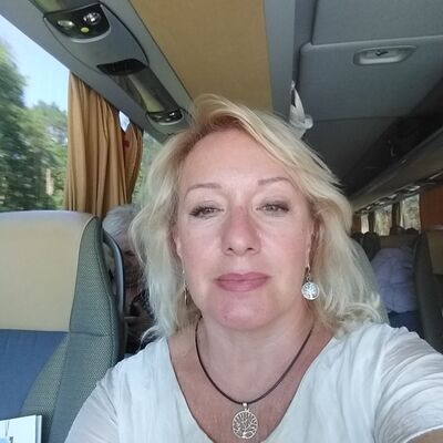  Praha,   Elena, 60 ,   ,   , c 
