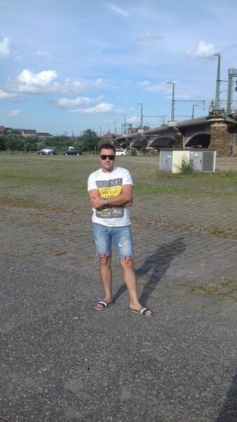  ,   Marek, 37 ,   ,   , c 
