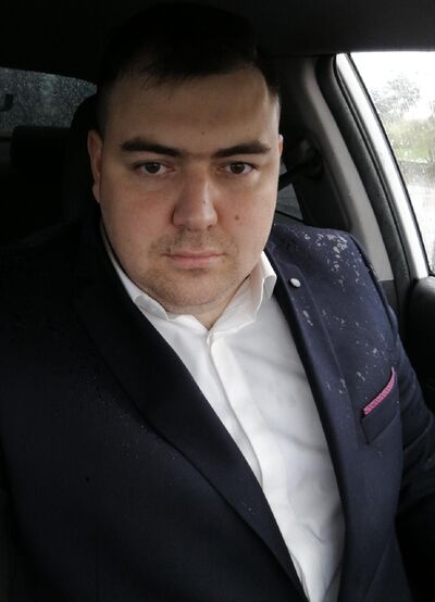  ,   Artem, 33 ,   ,   