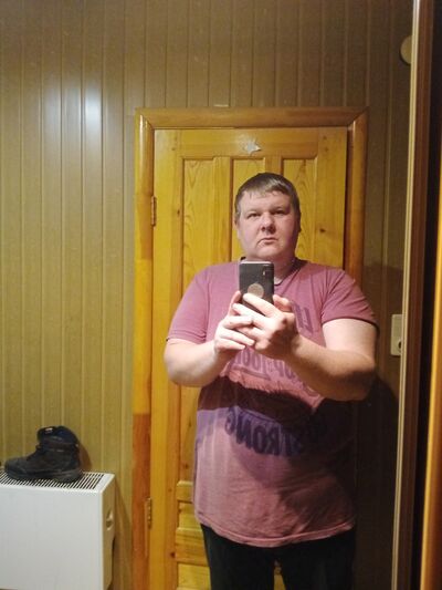  ,   Anton, 38 ,   ,   
