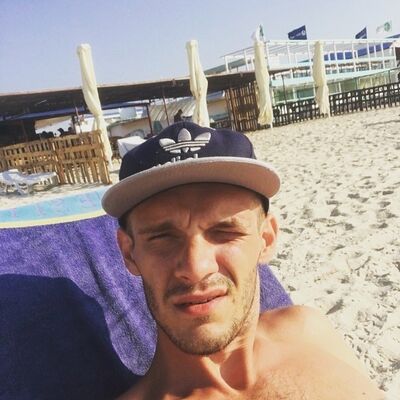  ,   Alex, 33 ,   ,   , c 