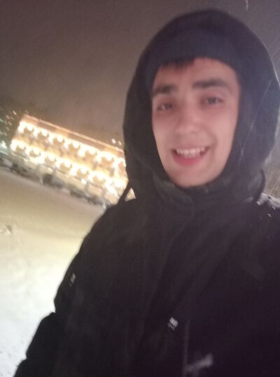  ,   Sergei, 26 ,   c 