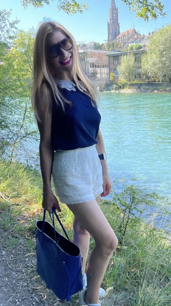  ,   Eleonora, 48 ,   c 