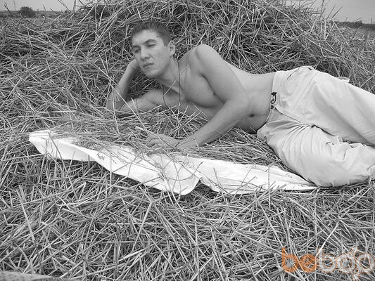  --,   Artem, 42 ,   