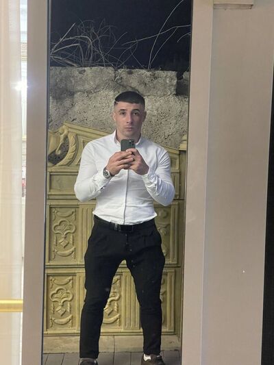  ,   Eduard, 26 ,   ,   