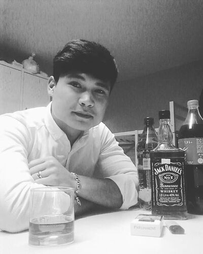  ,   Yuriy, 34 ,   ,   , c 