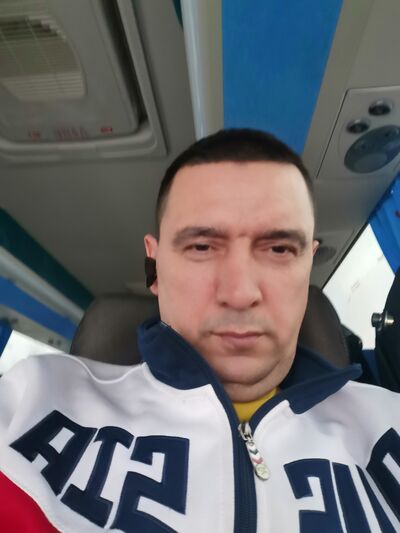  ,   Albert, 100 ,   ,   , c 