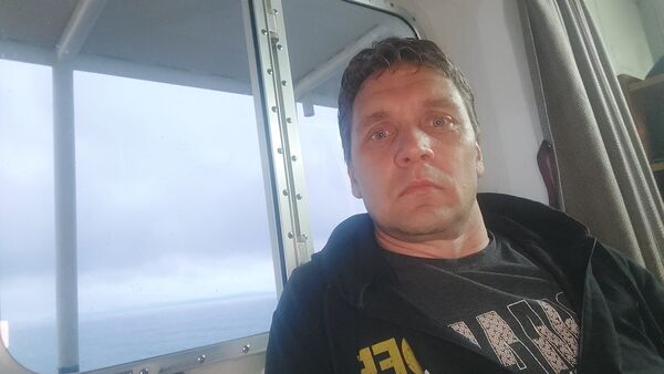  ,   Evgeny, 49 ,   ,   , c 