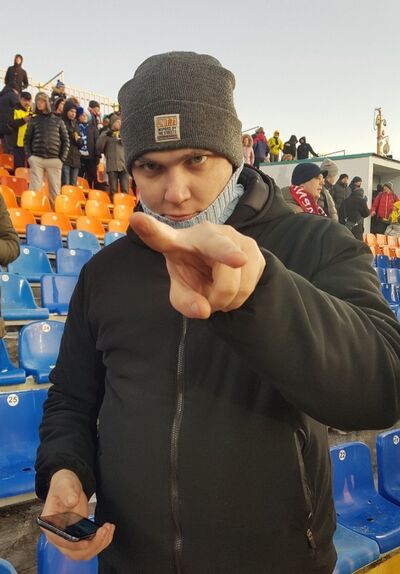  ,   Alex, 36 ,   c , 
