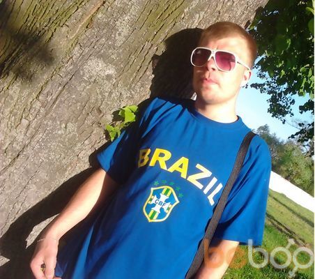  ,   Vano, 32 ,   